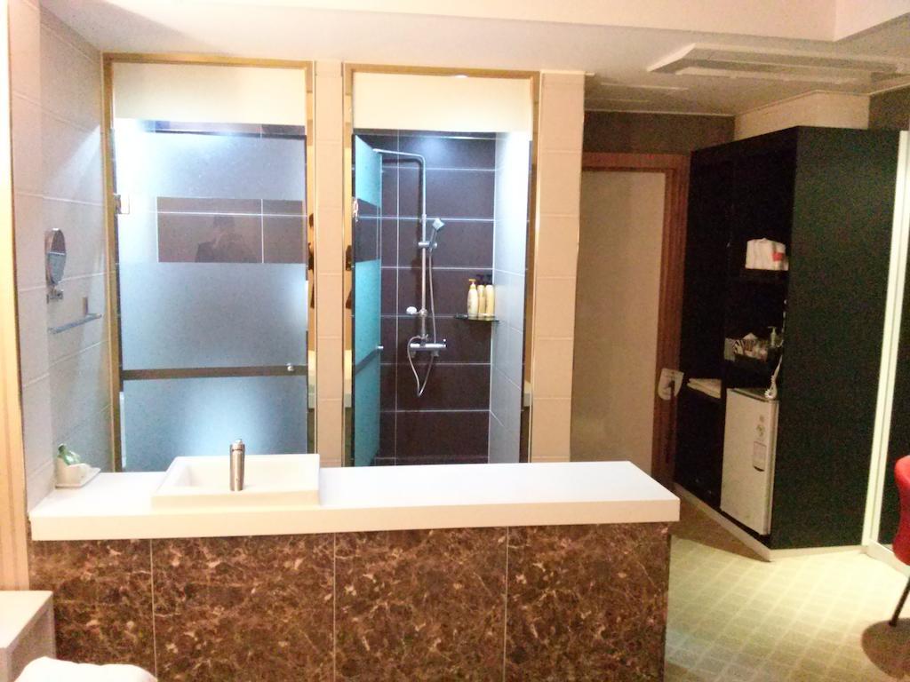Apsan Business Hotel Daegu Room photo